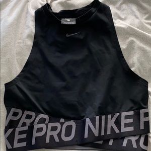 Nike work out top